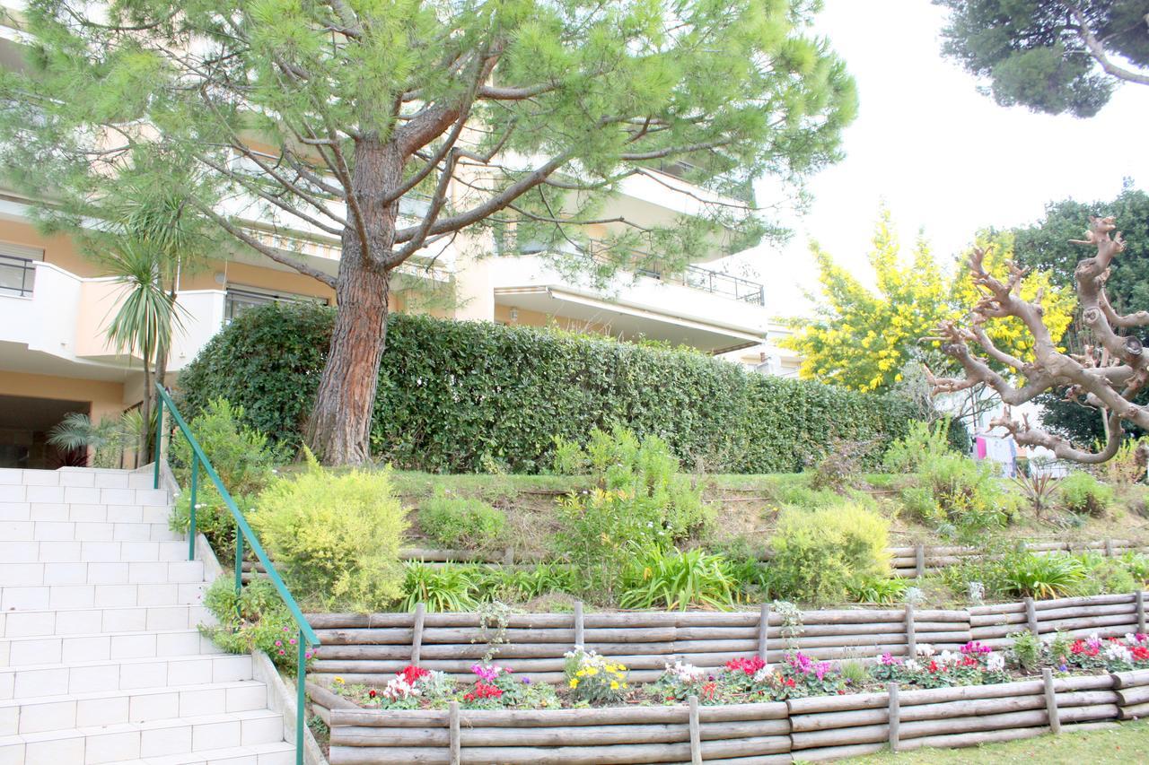 Le Parc D'agena