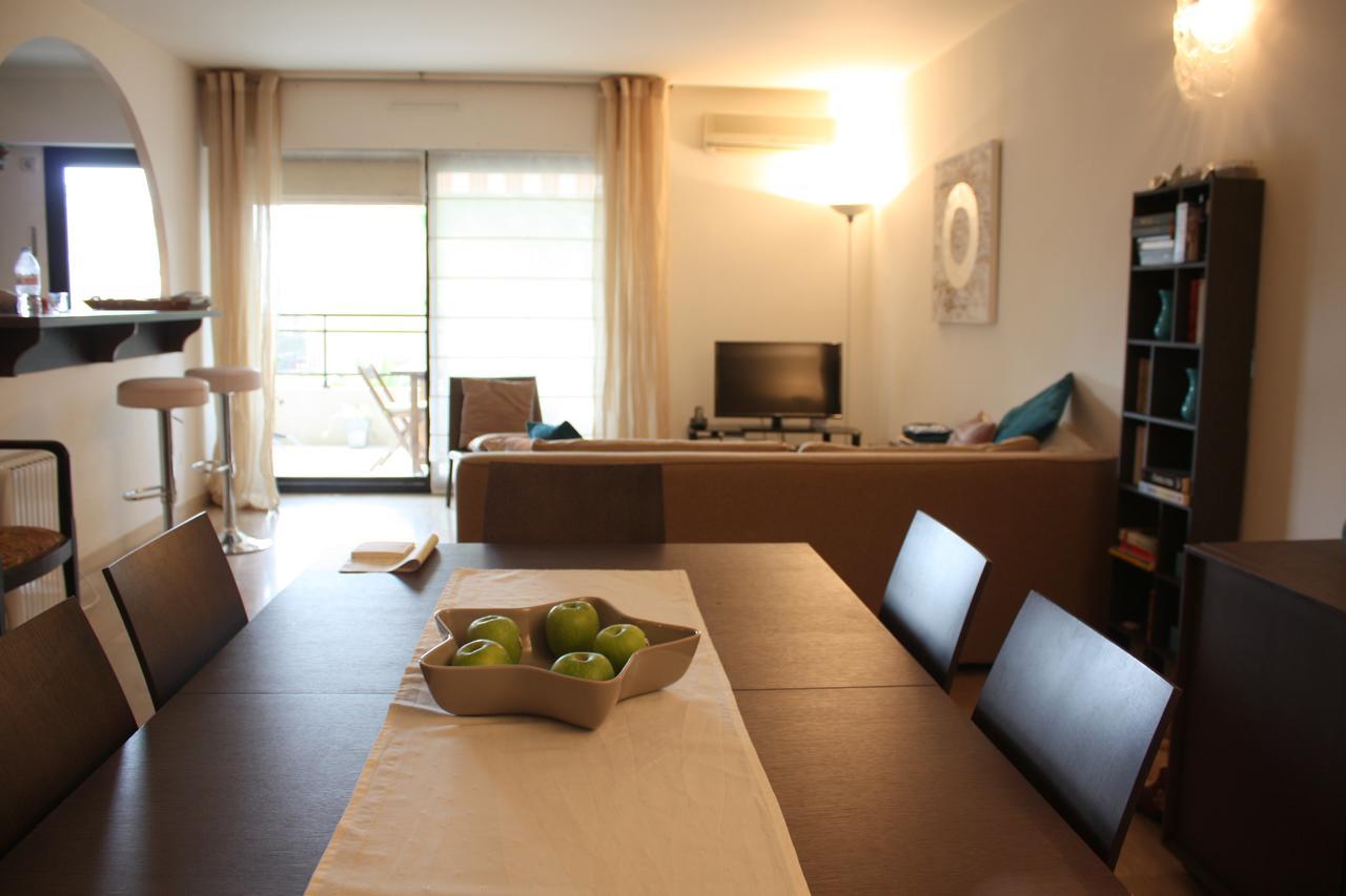 Le Parc D'agena Appartement *
